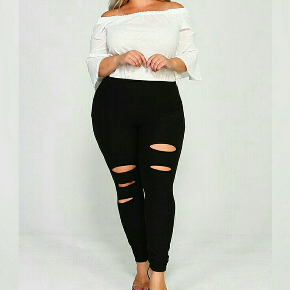➕Ripped Leggings